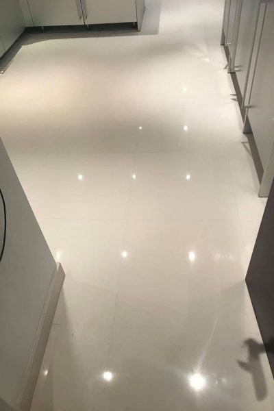 Limestone floor mirror finish